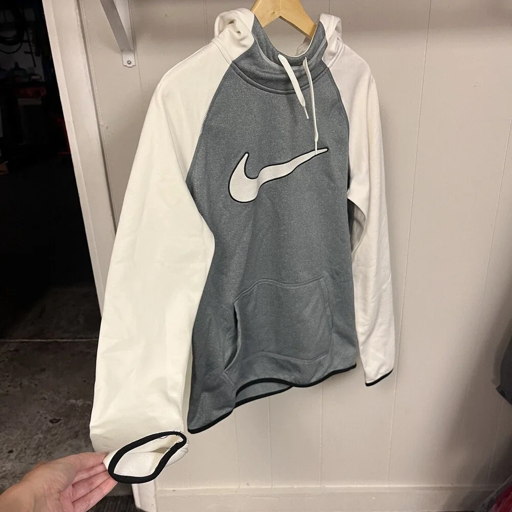 Nike therma fit